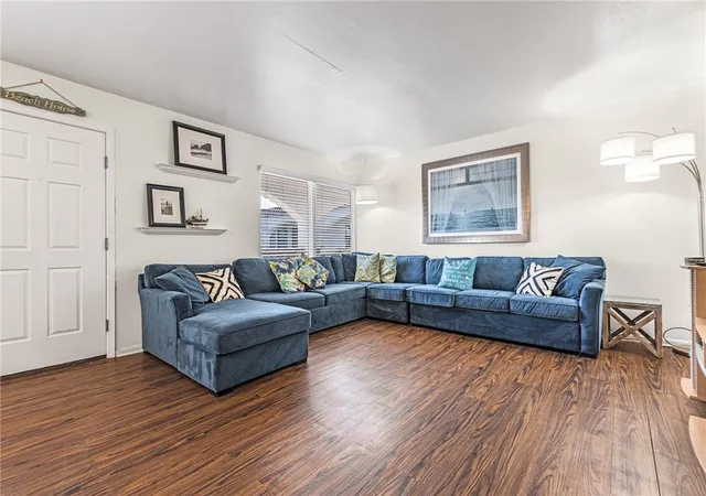 Listing Photo 3 - Condo for sale in building located at 15005 Windward Dr, Corpus Christi, TX 78418 - Unit #213