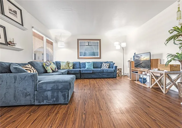 Listing Photo 4 - Condo for sale in building located at 15005 Windward Dr, Corpus Christi, TX 78418 - Unit #213
