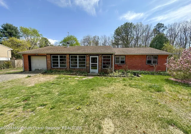 Photo 1 of Sale Pending at 835 Bowman Rd, Jackson, NJ 08527 | MLS# 22309471 | Listing updated on 2026-08-02