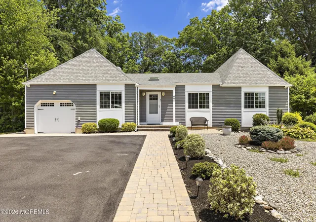 3rd image of 605 Duchess Ct, Toms River, NJ 08753 | MLS# 22620787