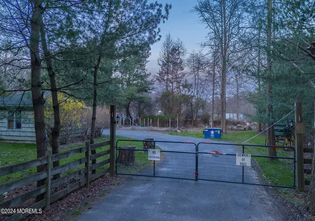 Photo 3 of Single family home for sale at 40 Yellowbrook Rd, Freehold, NJ 07728 | MLS# 22428476 | Listing updated on 2026-02-03