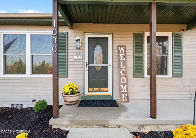 4th image of 1030 Center St, Little Egg Harbor Twp, NJ 08087 | MLS# 22431572