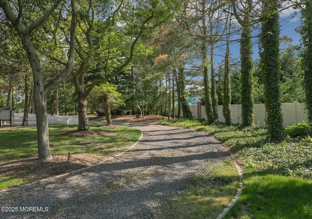 2nd image of 226 Kettle Creek Rd, Toms River, NJ 08753 | MLS# 22515268