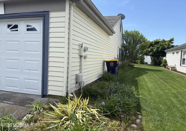 3rd image of 21 Newbury Row, Whiting, NJ 08759 | MLS# 22517879