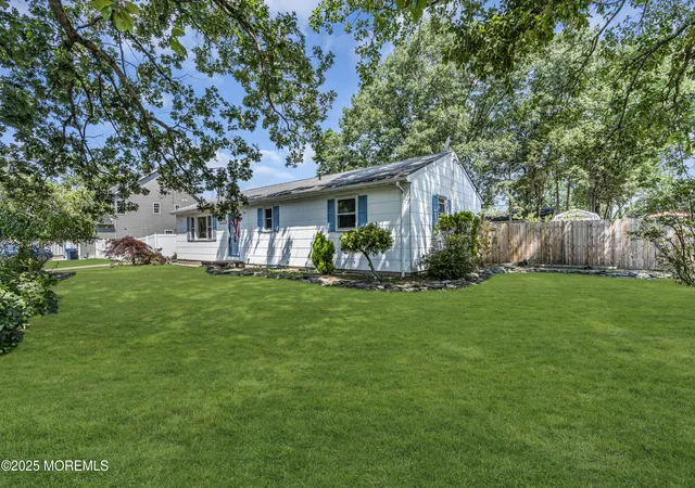 4th image of 1341 1St Ave, Toms River, NJ 08757 | MLS# 22519472