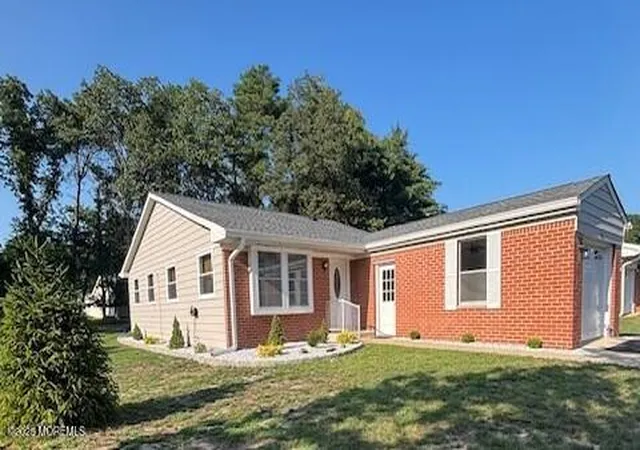 1st image of 786 Hudson Pkwy, Whiting, NJ 08759 | MLS# 22525311
