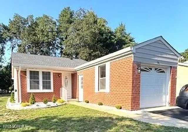 2nd image of 786 Hudson Pkwy, Whiting, NJ 08759 | MLS# 22525311