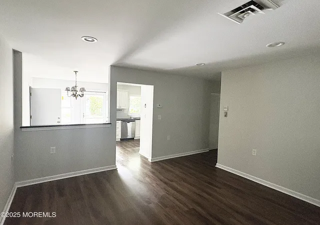 5th image of 119 Buckingham Dr #D, Lakewood, NJ 08701 | MLS# 22525302