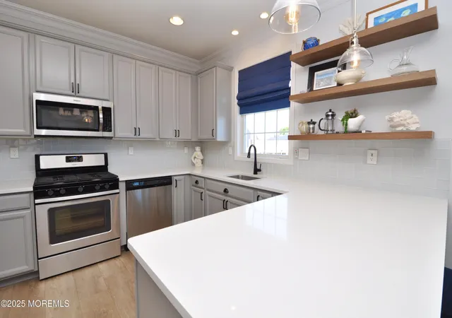 5th image of 941 Mallard Dr, Lanoka Harbor, NJ 08734 | MLS# 22620881