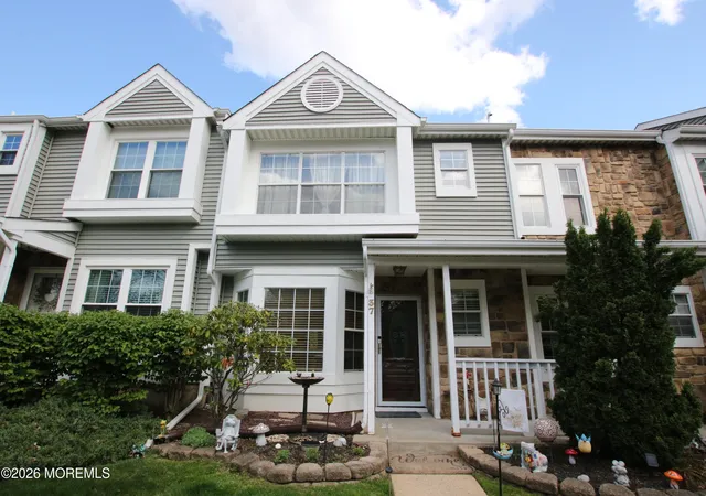 Homes for sale in Tinton Falls, NJ | 37 Horseshoe Ct, Tinton Falls, NJ 07753 | MLS# 22530628