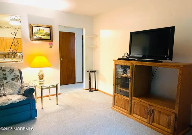 4th image of 7 Walnut St #C, Toms River, NJ 08757 | MLS# 22533605