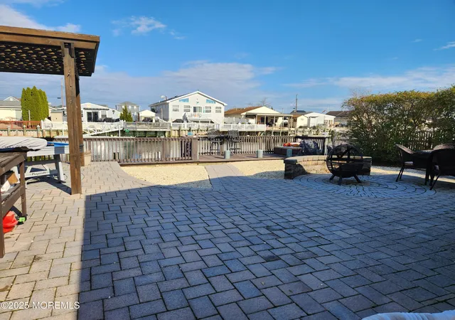 Photo 3 of Single family home for sale at 14 W Thames Rd, Little Egg Harbor Twp, NJ 08087 | MLS# 22535329 | Listing updated on 2026-05-12