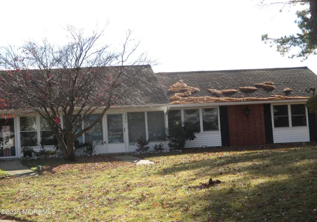 Photo 2 of Single family home for sale at 678 New Castle Ct #B, Lakewood, NJ 08701 | MLS# 22535520 | Listing updated on 2026-09-22