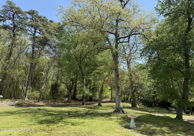 2nd image of 2132 Tenth Ave, Toms River, NJ 08757 | MLS# 22535711