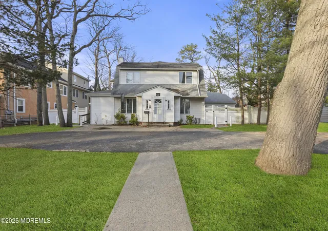 1st image of 637 6th St, Lakewood, NJ 08701 | MLS# 22536494