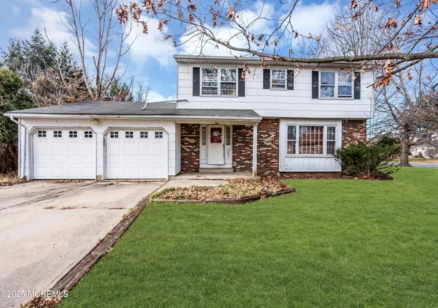 Single Family Residence at 1 Colleen Cir, Ewing, NJ 08638 | MLS# 22536111 | | Sold on 2026-01-22