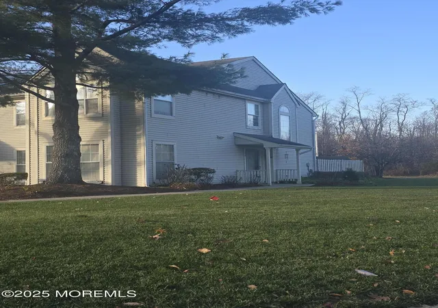 2nd image of 480 Cottonwood Ct, Howell, NJ 07731 | MLS# 22536192