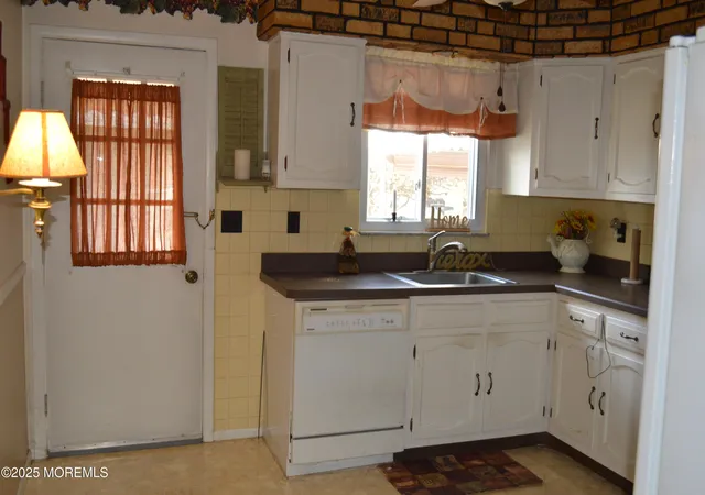 3rd image of 107 A Hudson Pkwy, Whiting, NJ 08759 | MLS# 22536436