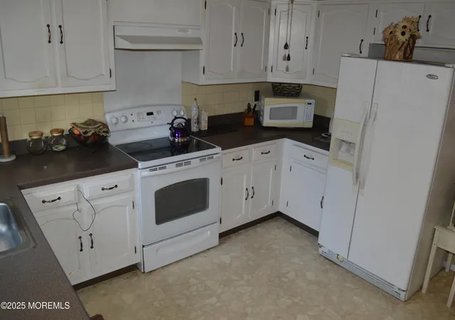 4th image of 107 A Hudson Pkwy, Whiting, NJ 08759 | MLS# 22536436