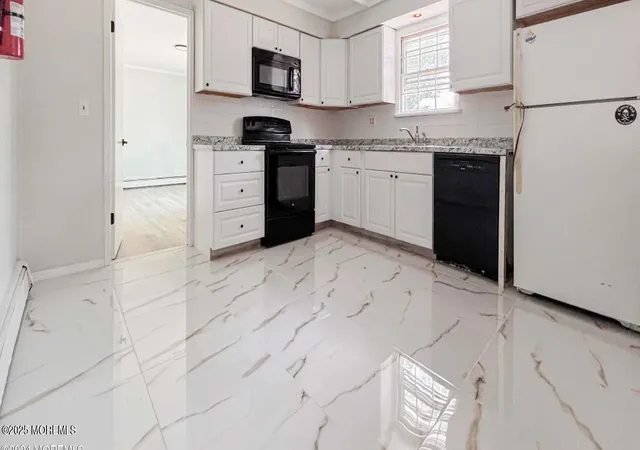 2nd image of 1533 Eleventh Ave, Toms River, NJ 08757 | MLS# 22537209