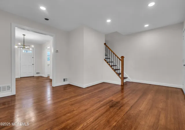 Homes for sale in Rahway, NJ | 1663 Columbus Pl, Rahway, NJ 07065 | MLS# 22537246