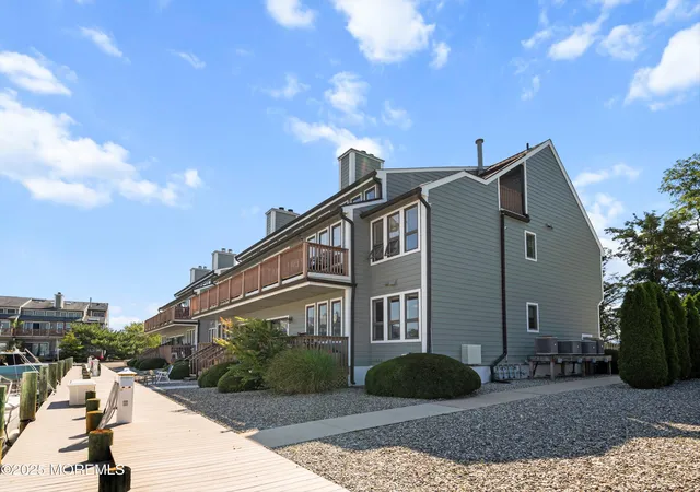 Homes for sale in Point Pleasant, NJ | 15 Hidden Harbor Dr, Point Pleasant, NJ 08742 | MLS# 22616560