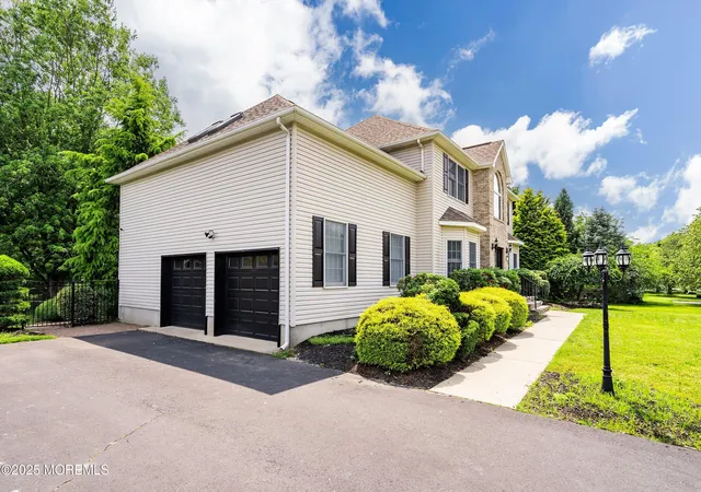 Photo 2 of Single family home for sale at 210 Rivers Glen Ter, Toms River, NJ 08755 | MLS# 22600526 | Listing updated on 2026-06-07