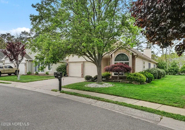 3rd image of 1616 Goldspire Rd, Toms River, NJ 08755 | MLS# 22600677