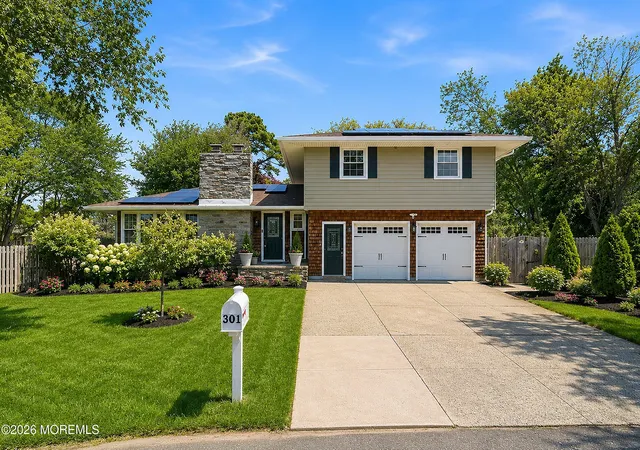 1st image of 301 Florida Ct, Brick, NJ 08723 | MLS# 22605510