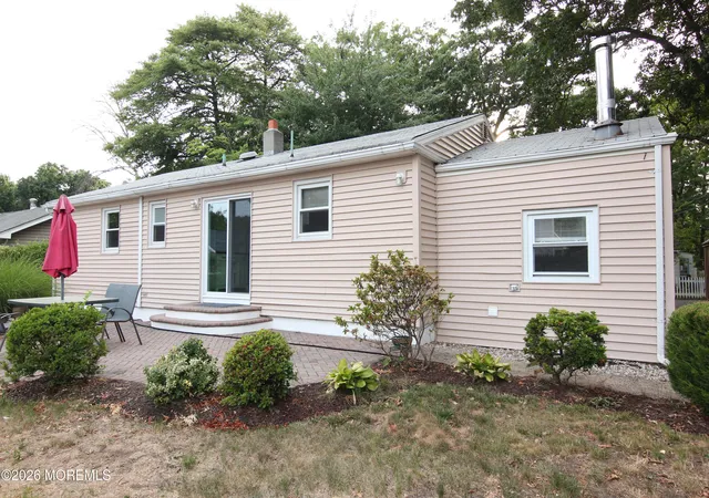 Homes for sale in Keyport, NJ | 815 Shadylawn Wy, Keyport, NJ 07735 | MLS# 22612741