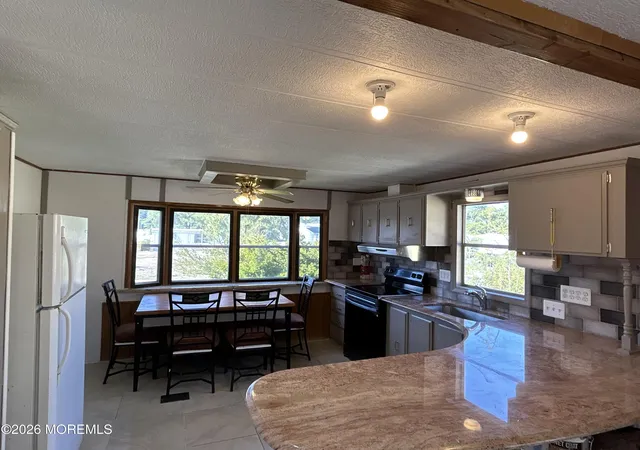 5th image of 13 Bluebird Ln, Whiting, NJ 08759 | MLS# 22610106
