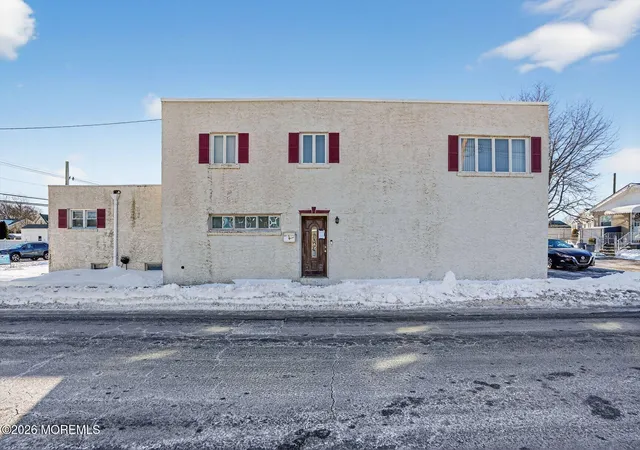 Homes for sale in Keyport, NJ | 9 Hurley St, Keyport, NJ 07735 | MLS# 22602189