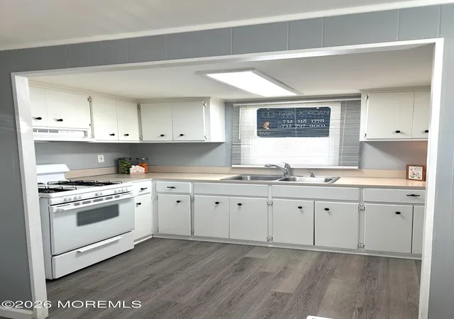 4th image of 4 1/2 Trail Trail, Brick, NJ 08724 | MLS# 22603252