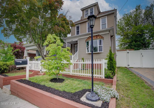 Homes for sale in South Amboy City, NJ | 536 Main St, South Amboy City, NJ 08879 | MLS# 22613930