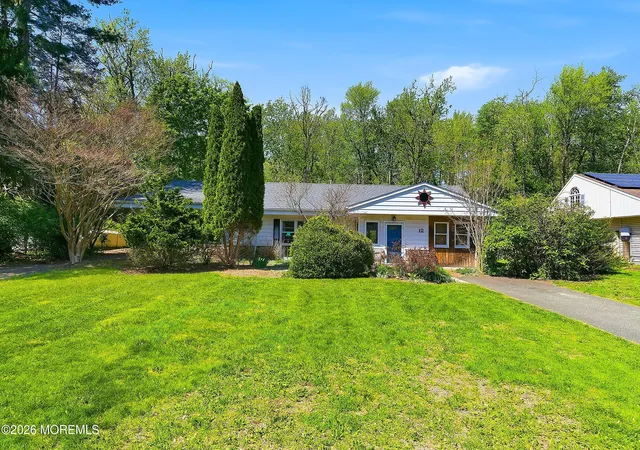 Homes for sale in Roosevelt, NJ | 12 Pine Dr, Roosevelt, NJ 08555 | MLS# 22613209
