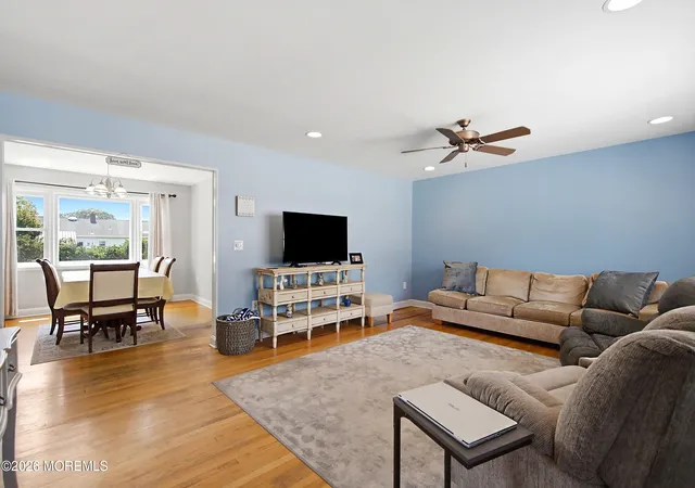 4th image of 412 Midstreams Rd, Brick, NJ 08724 | MLS# 22619725