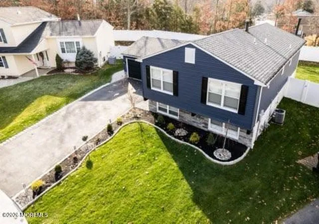 44th image of 19 Silversmith Ct, Howell, NJ 07731 | MLS# 22604691