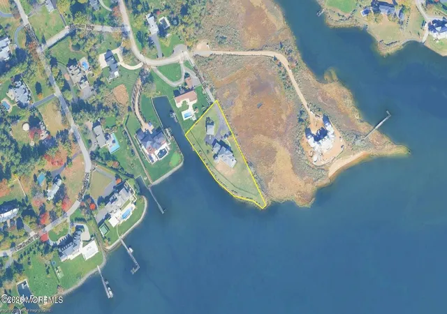 5th image of 16 Broadmoor Dr, Rumson, NJ 07760 | MLS# 22615978