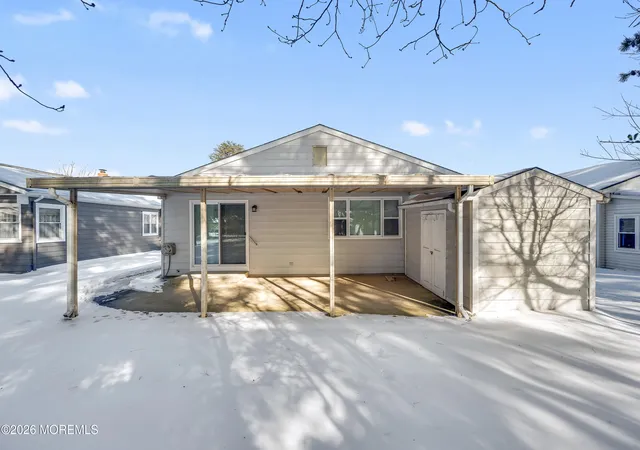 Homes for sale in Toms River, NJ | 8 Gorginio Dr, Toms River, NJ 08757 | MLS# 22605037