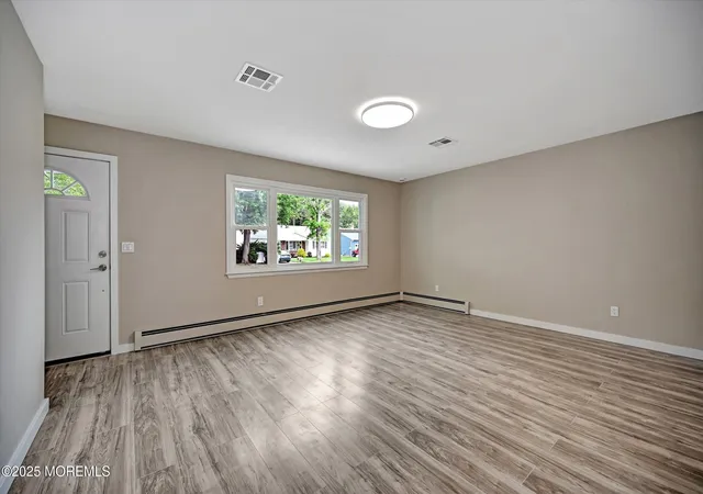 3rd image of 48 Sheepshead Dr, Toms River, NJ 08757 | MLS# 22605564