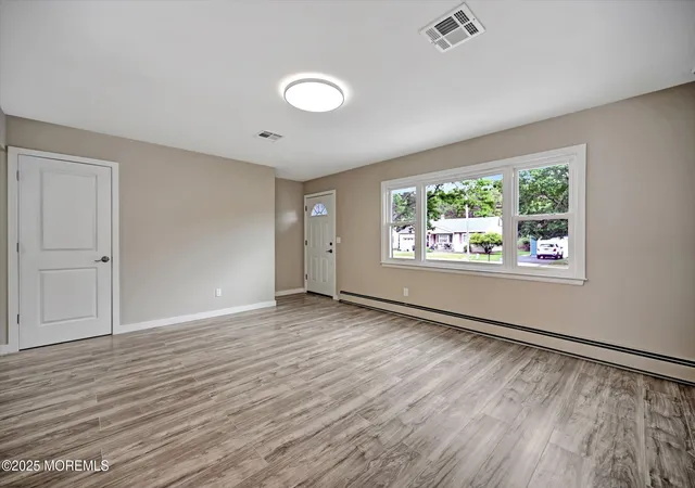 4th image of 48 Sheepshead Dr, Toms River, NJ 08757 | MLS# 22605564