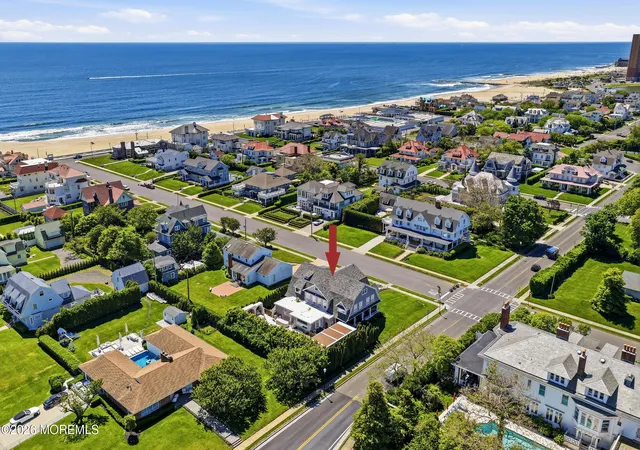 Homes for sale in Allenhurst, NJ | 25 Cedar Ave, Allenhurst, NJ 07711 | MLS# 22606235