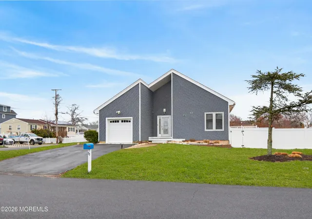2nd image of 79 16th St, Toms River, NJ 08753 | MLS# 22606628