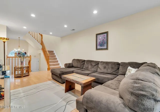4th image of 24 Catherine Ct, Laurence Harbor, NJ 08879 | MLS# 22606800