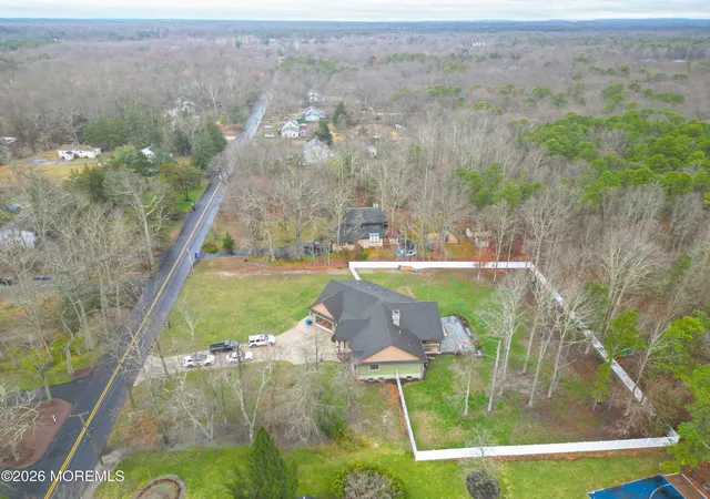 Photo 4 of Sale Pending at 94 E Pleasant Grv Rd, Jackson, NJ 08527 | MLS# 22607023 | Listing updated on 2026-09-25