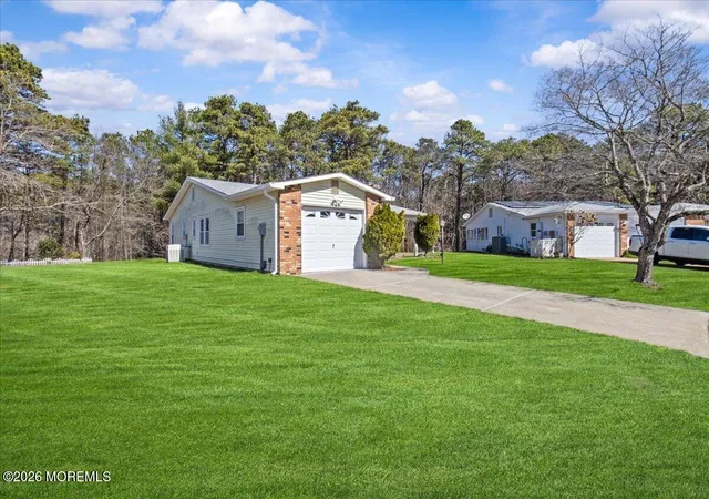 Photo 3 of Single family home for sale at 13 Tudor Ct, Brick, NJ 08723 | MLS# 22607568 | Listing updated on 2026-09-07