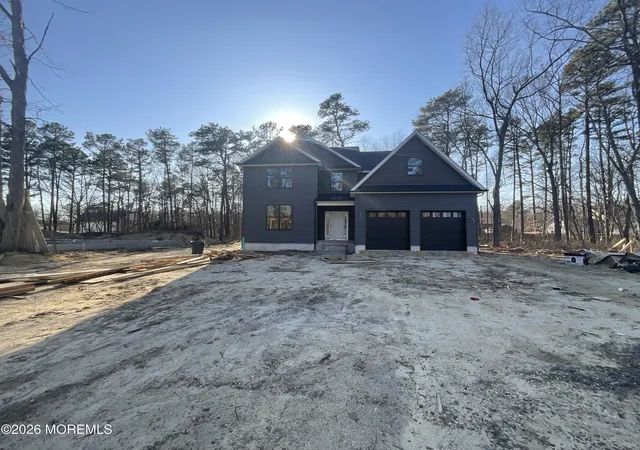 Single family home for sale at 2 Railroad Ave, Lanoka Harbor, NJ 08734 | MLS# 22607244 | Listing updated on 2026-05-18