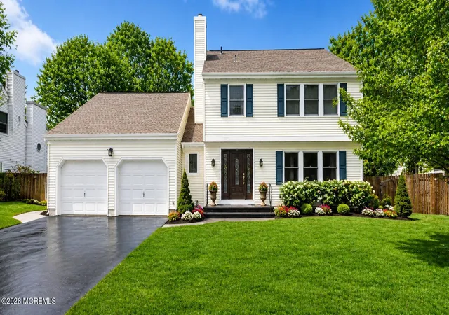 Homes for sale in Farmingdale, NJ | 35 Brook St, Farmingdale, NJ 07727 | MLS# 22612799
