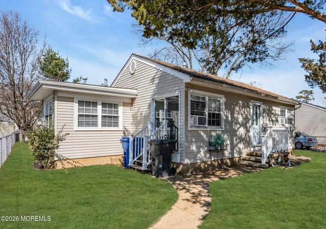 3rd image of 2 Castro Grove Dr, Toms River, NJ 08753 | MLS# 22607360