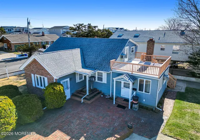 Single Family Residence at 346 W 7th Street, Ship Bottom, NJ 08008 | MLS# 22608285 | | Sold on 2026-04-30